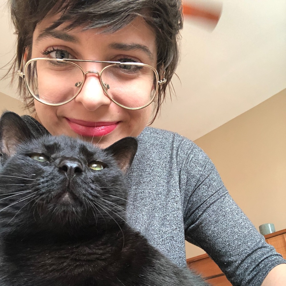 Meet your Posher, Emily